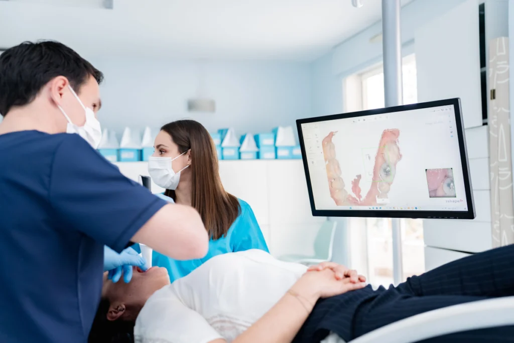 Dr Thibaut PEIROLO, Orthodontiste à Gaillard - Genève - Annemasse, traitements pour adultes